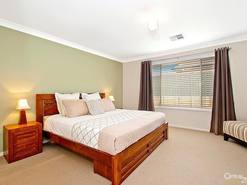 34 Ashtead Parade, Stanhope Gardens NSW 2768