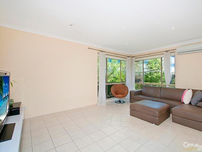 122 Milford Drive, Rouse Hill NSW 2155