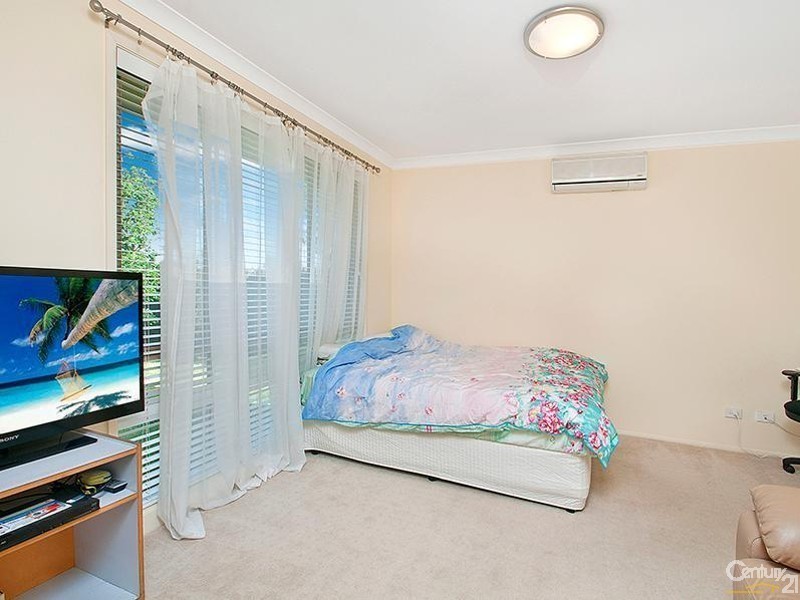 122 Milford Drive, Rouse Hill NSW 2155