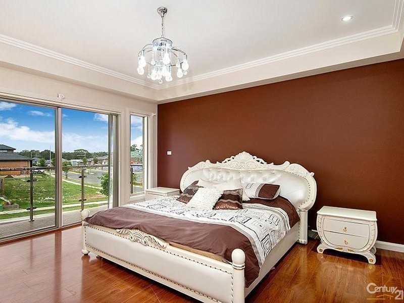 18 Carmargue Street, Beaumont Hills NSW 2155