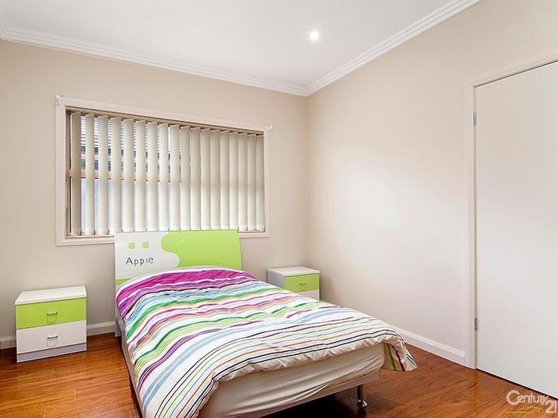 18 Carmargue Street, Beaumont Hills NSW 2155