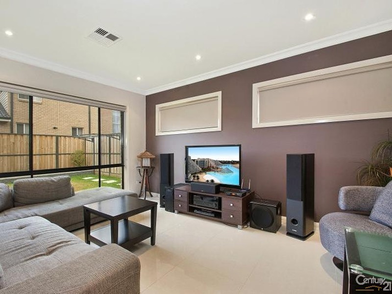 11 Waterfall Boulevard, The Ponds NSW 2769