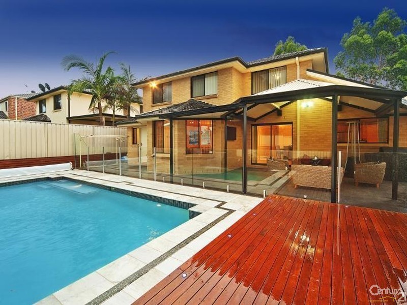 24 Comet Circuit, Beaumont Hills NSW 2155