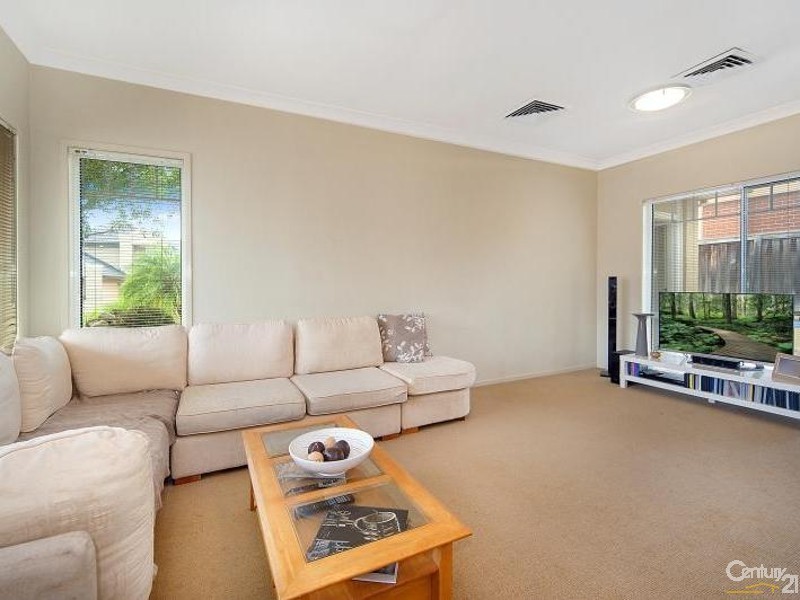 1 Sirrius Close, Beaumont Hills NSW 2155