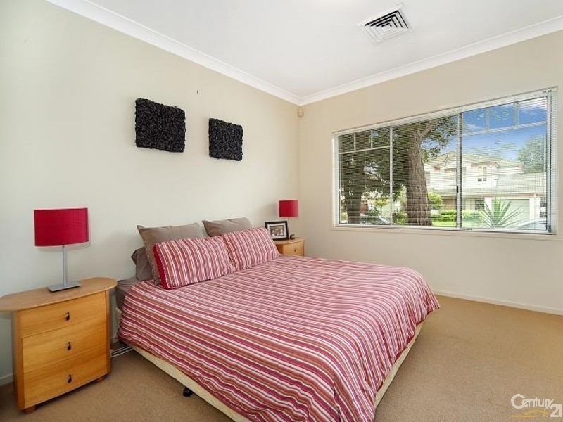 1 Sirrius Close, Beaumont Hills NSW 2155