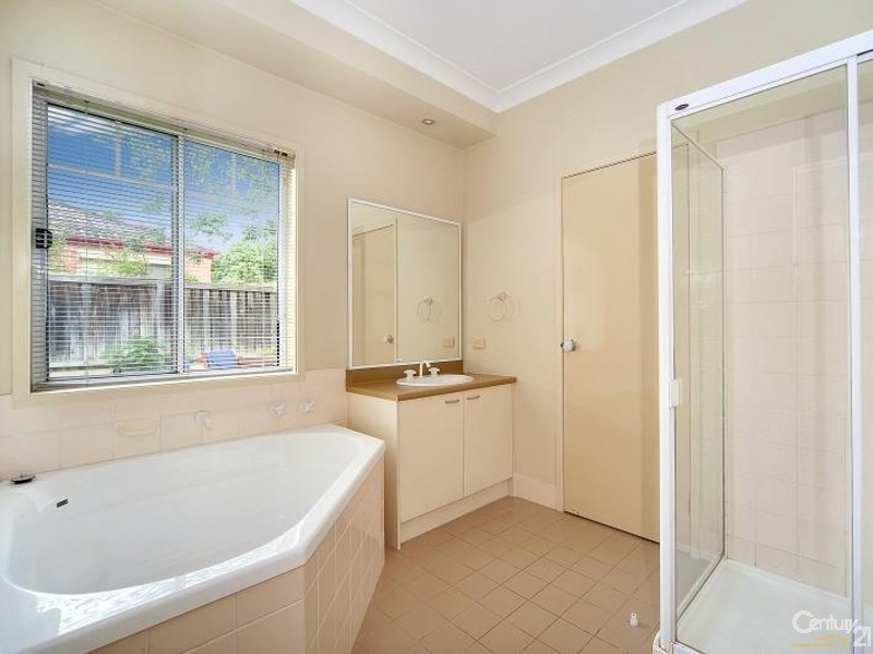 1 Sirrius Close, Beaumont Hills NSW 2155
