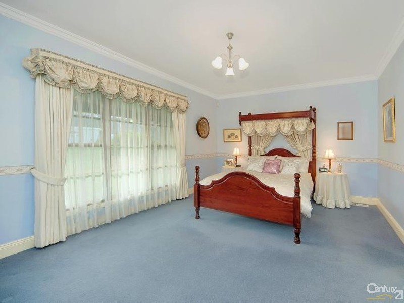 8 Monarch Close, Rouse Hill NSW 2155