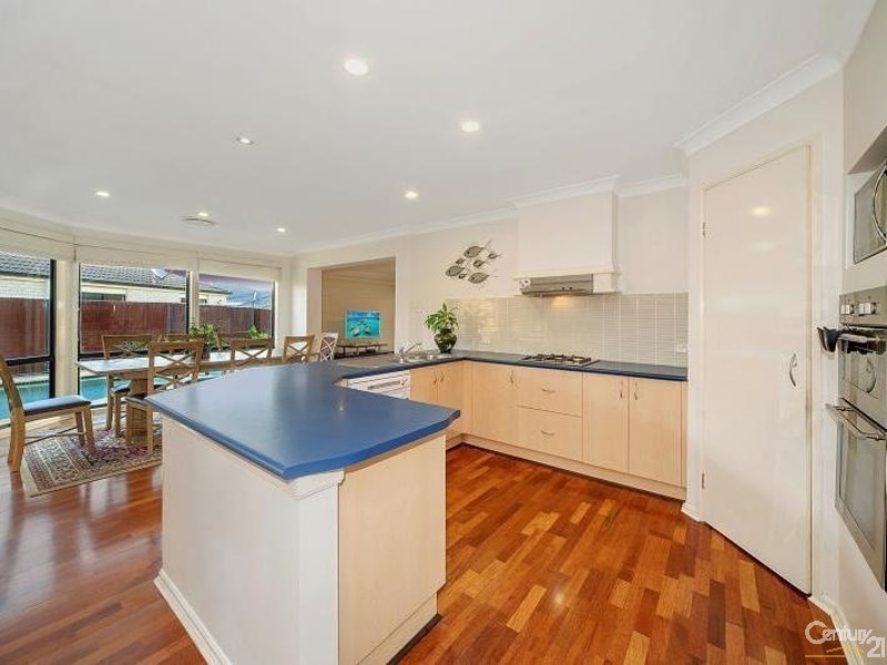 17 Scribblygum Circuit, Rouse Hill NSW 2155