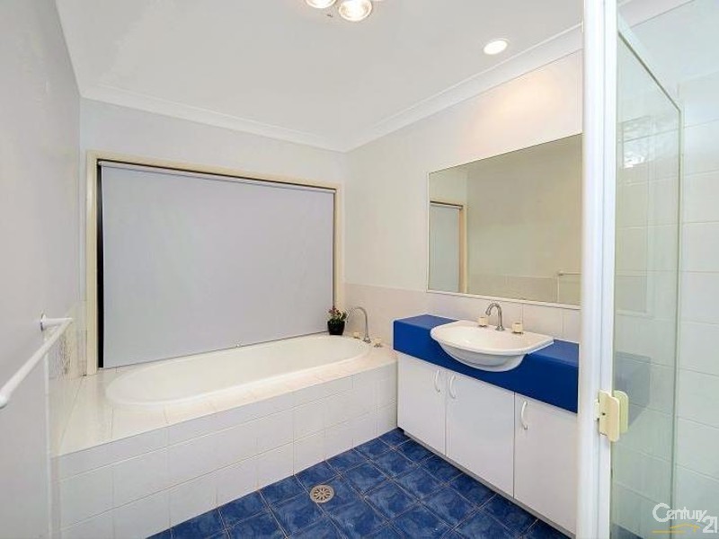 17 Scribblygum Circuit, Rouse Hill NSW 2155