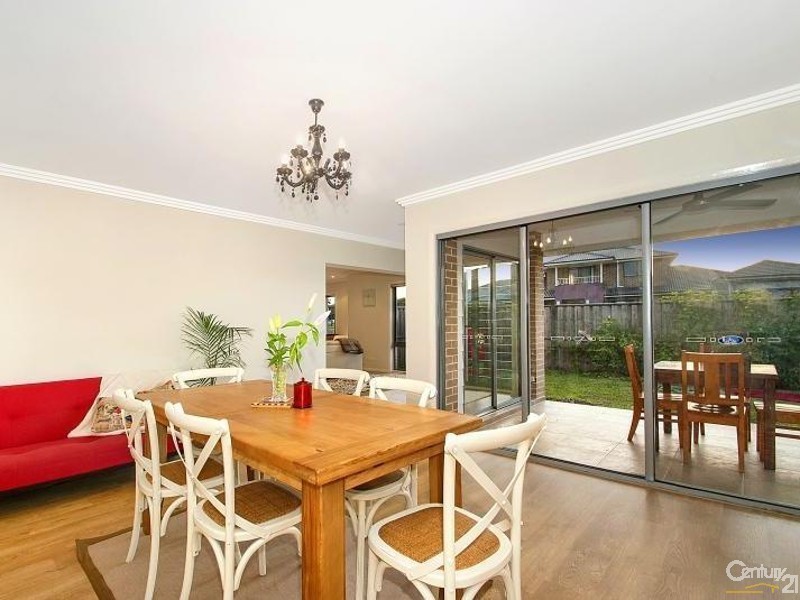 2 Emperor Avenue, The Ponds NSW 2769