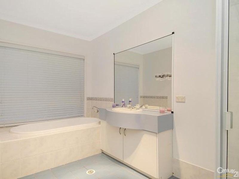 12 Sandlewood Close, Rouse Hill NSW 2155