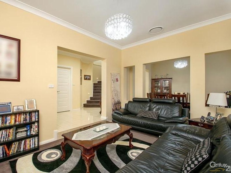 8 Cricket Street, The Ponds NSW 2769