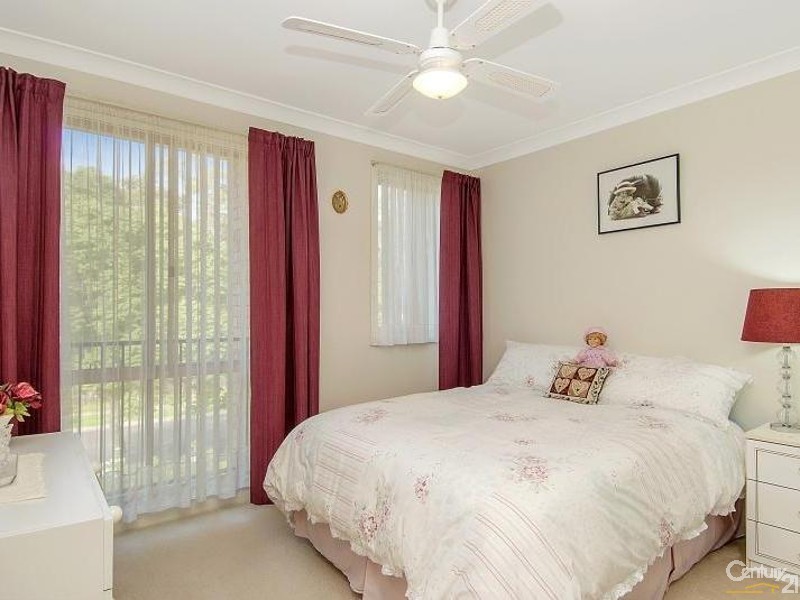 48 Millcroft Way, Beaumont Hills NSW 2155