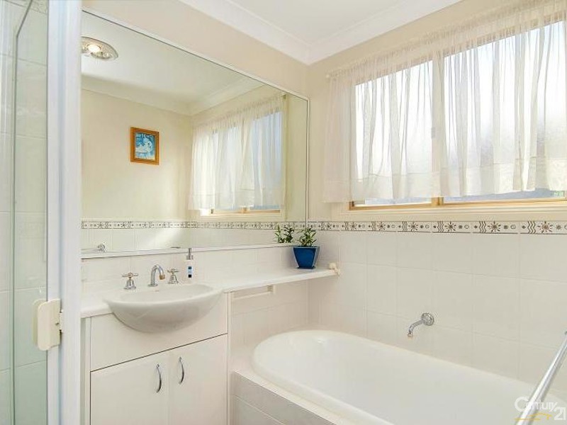 48 Millcroft Way, Beaumont Hills NSW 2155