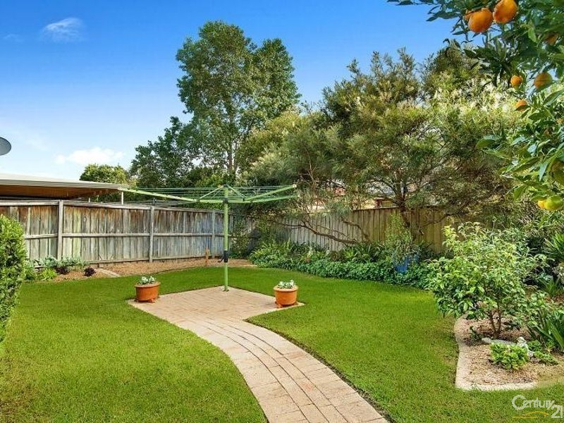 48 Millcroft Way, Beaumont Hills NSW 2155