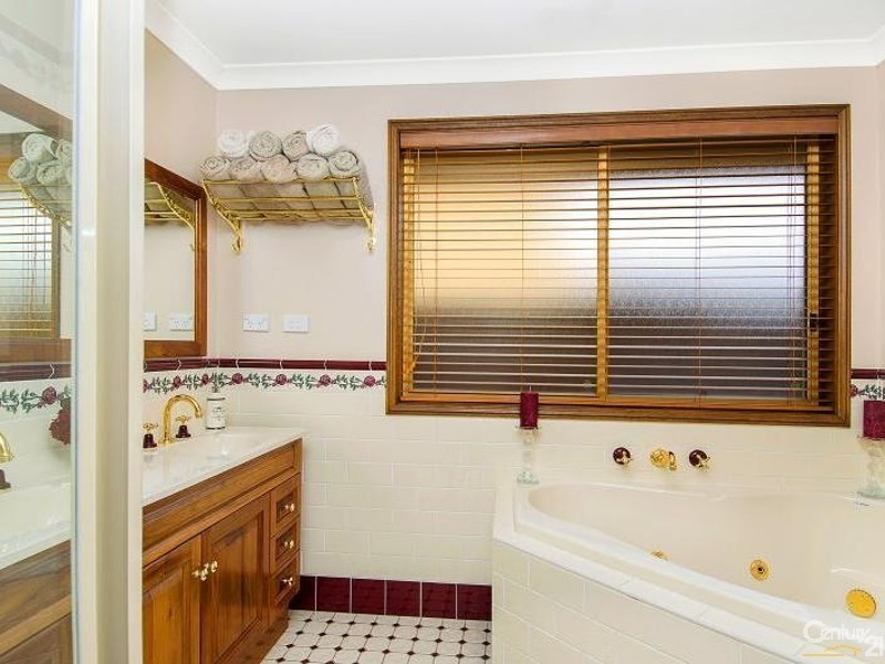 130 Milford Drive, Rouse Hill NSW 2155