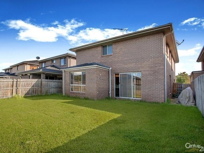 9 Paringa Drive, The Ponds NSW 2769