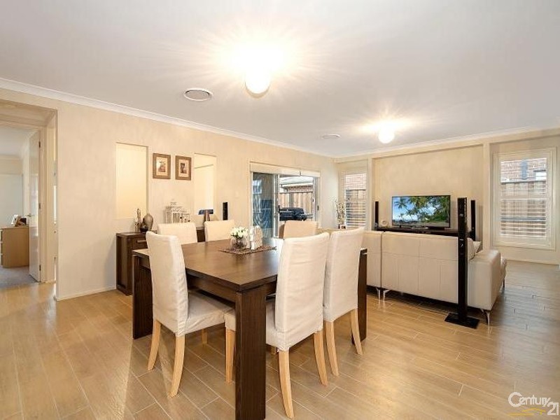 8 Vanilla Drive, The Ponds NSW 2769