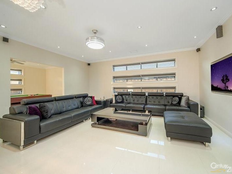 53 Waterfall Boulevard, The Ponds NSW 2769