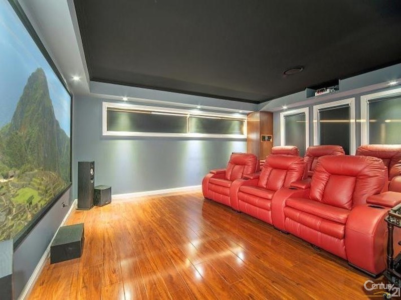 53 Waterfall Boulevard, The Ponds NSW 2769