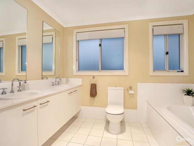 2 Darter Street, The Ponds NSW 2769