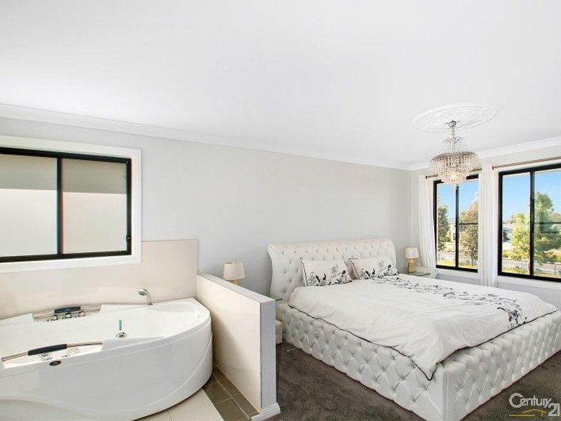 2 Angelwing Street, The Ponds NSW 2769