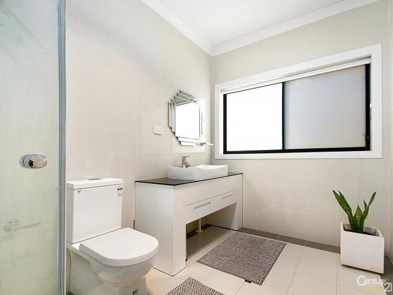 2 Angelwing Street, The Ponds NSW 2769