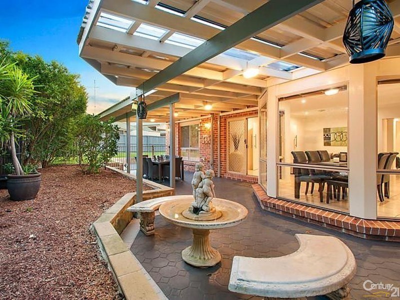 8 McGilvray Place, Rouse Hill NSW 2155