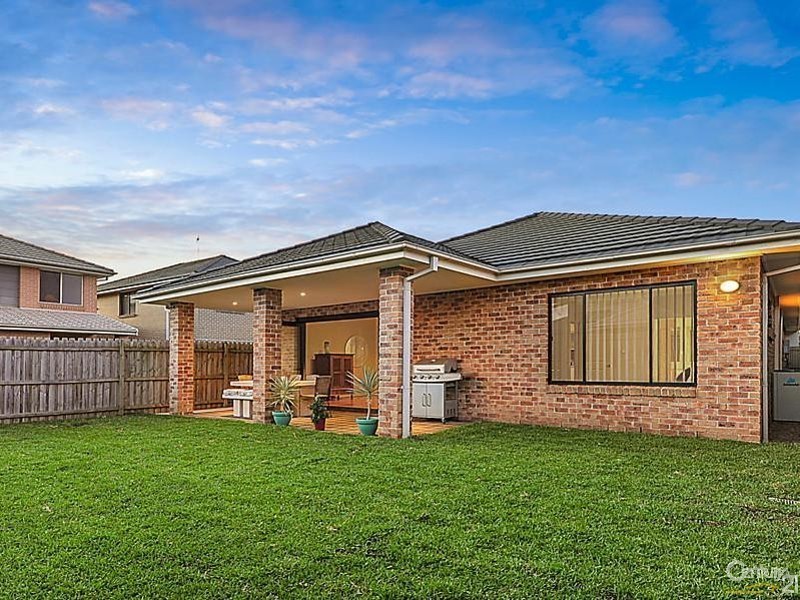 33 Mallard Drive, The Ponds NSW 2769