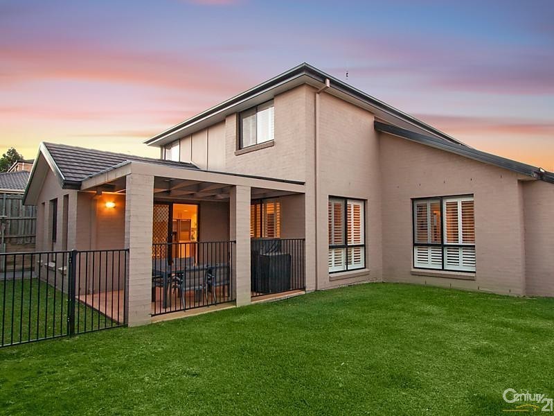 8 Hopkins Circuit, Rouse Hill NSW 2155