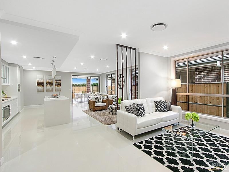 11 Lapstone Street, The Ponds NSW 2769