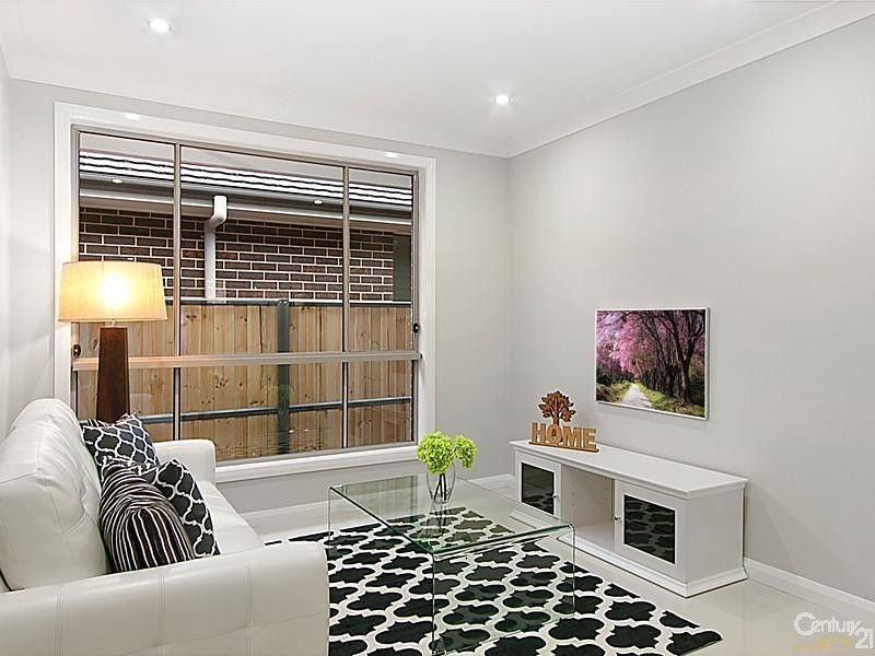 11 Lapstone Street, The Ponds NSW 2769