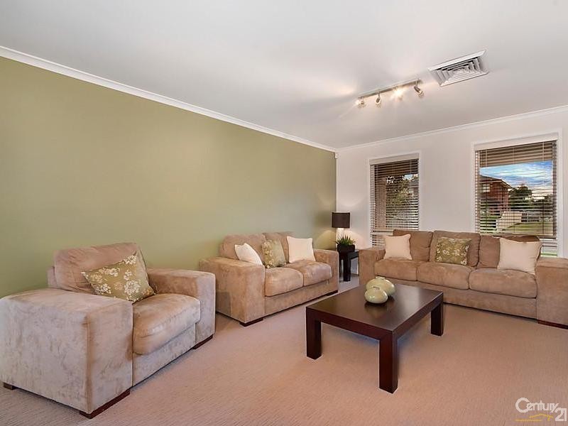 45 Maslin Crescent, Quakers Hill NSW 2763