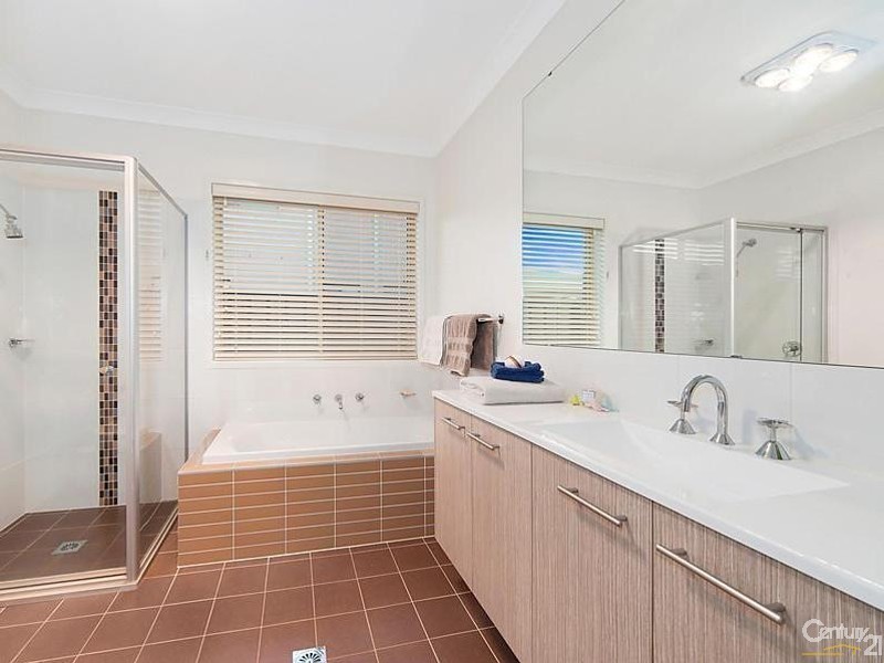 35 Coobowie Drive, The Ponds NSW 2769