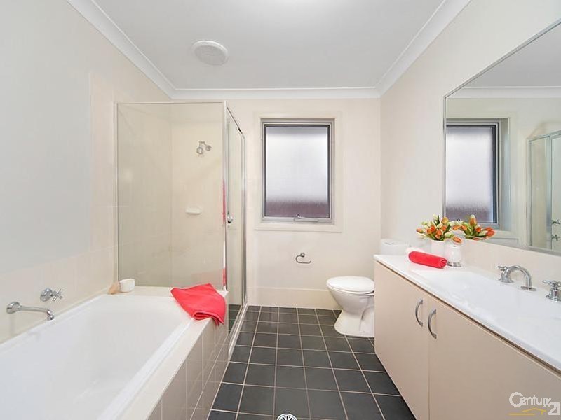 4 Salford Street, Stanhope Gardens NSW 2768