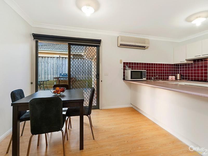 10 Oldbury Street, Stanhope Gardens NSW 2768