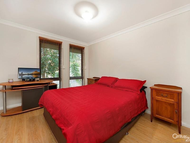 10 Oldbury Street, Stanhope Gardens NSW 2768