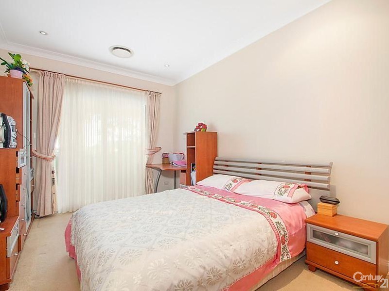 86 Milford Drive, Rouse Hill NSW 2155