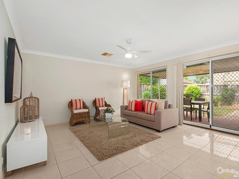 13 Cradle Close, Beaumont Hills NSW 2155