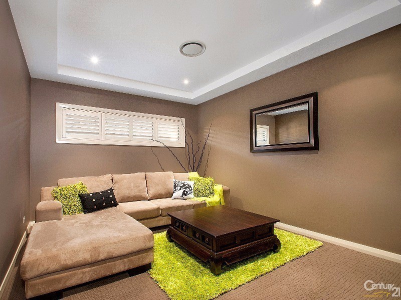 8 Rosebrook Avenue, The Ponds NSW 2769