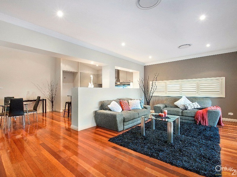 8 Rosebrook Avenue, The Ponds NSW 2769