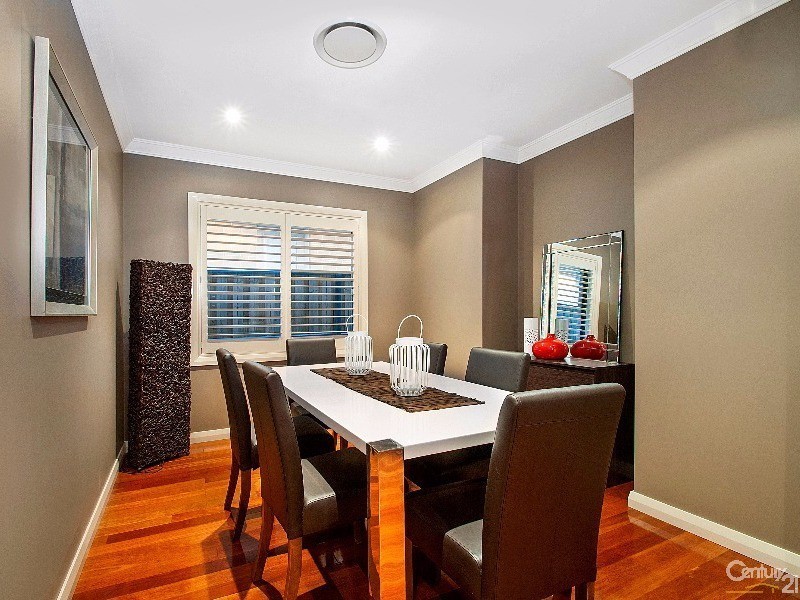 8 Rosebrook Avenue, The Ponds NSW 2769