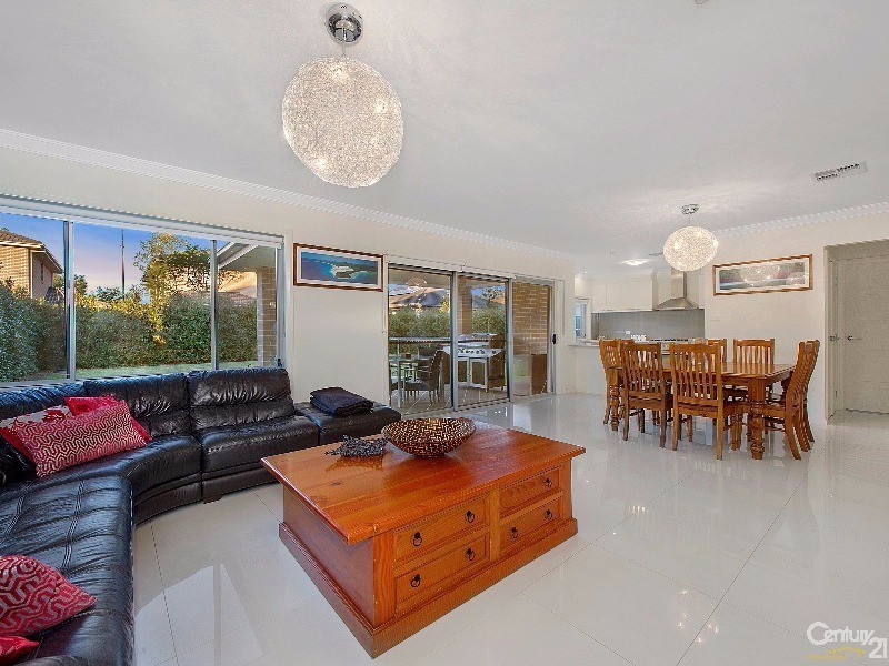 43 Pebble Crescent, The Ponds NSW 2769