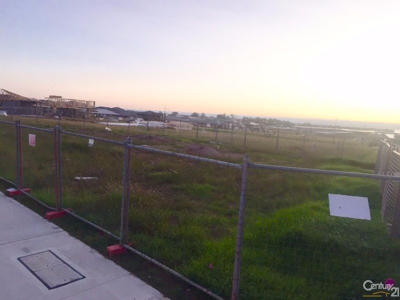 102 Ridgeline Drive, The Ponds NSW 2769