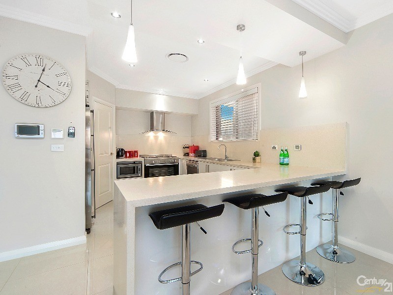 10 Hoya Way, Glenwood NSW 2768