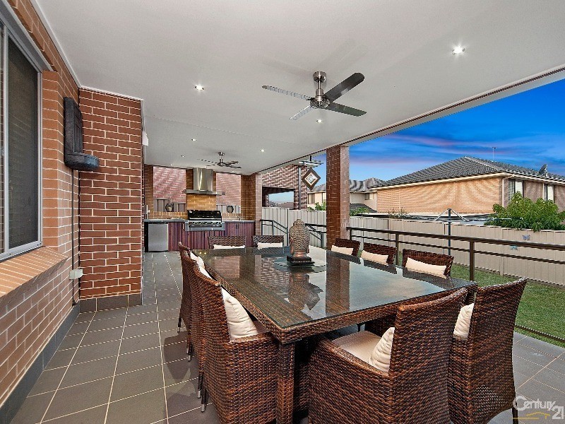 10 Hoya Way, Glenwood NSW 2768