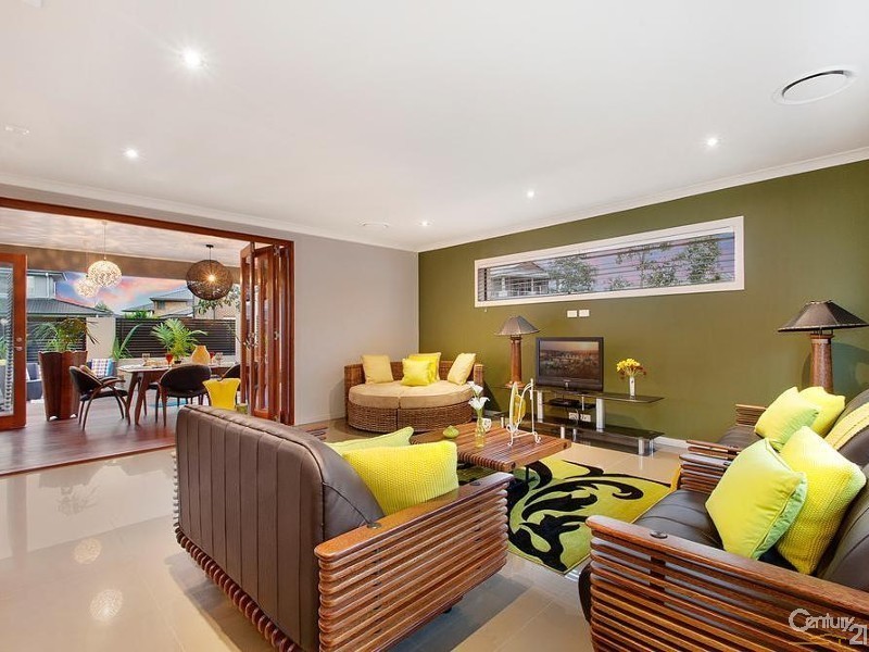 9 Meander Crescent, The Ponds NSW 2769