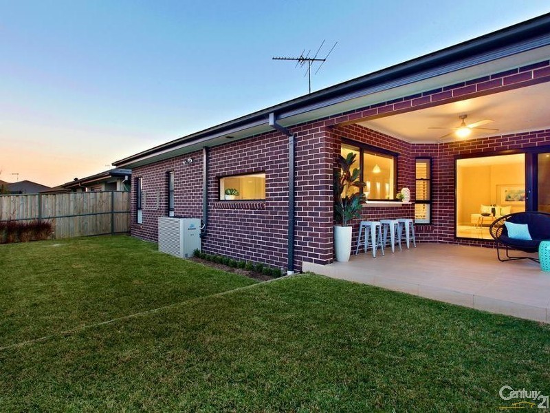 66 Waterfall Boulevard, The Ponds NSW 2769