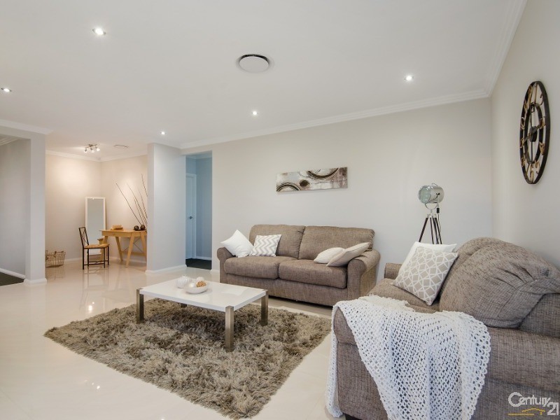 33 Mountain Street, The Ponds NSW 2769