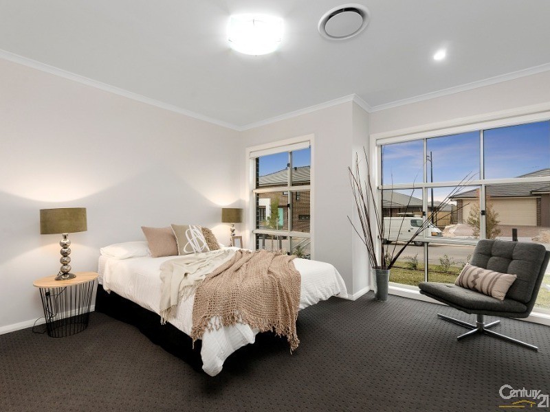 33 Mountain Street, The Ponds NSW 2769